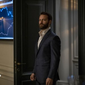 Diavoli 2: Alessandro Borghi in una scena della serie Sky