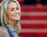 Sharon Stone: le nuove foto 'al naturale' per una cover da urlo