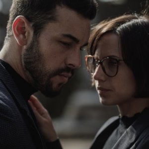 Suburbia Killer: una foto di scena della serie