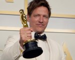 Oscar 2021: Un altro giro è il Miglior Film Straniero, Thomas Vinterberg ricorda la figlia morta