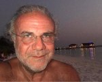 Jerry Calà, la sua teoria sui banchi a rotelle e i vaccini diventa virale sui social