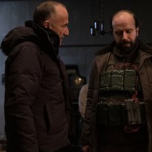 Senza rimorso: Stefano Sollima e Brett Gelman sul set