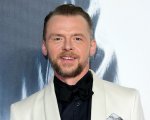 Simon Pegg e Mark Rylance star della serie cyber-thriller The Undeclared War