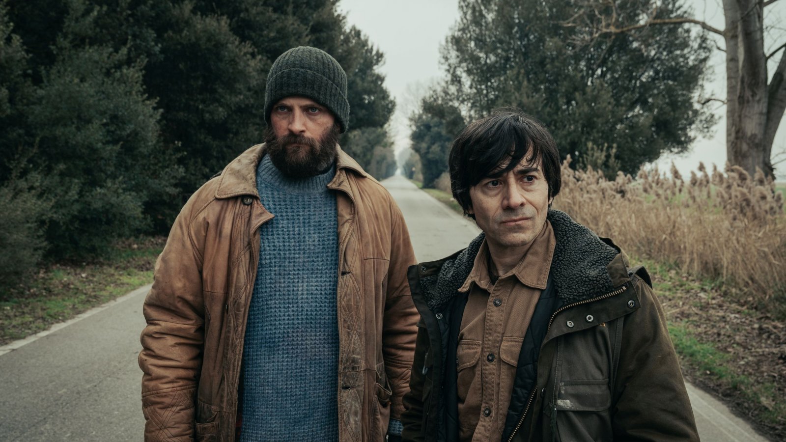 Delta: Alessandro Borghi e Luigi Lo Cascio nel trailer del noir padano prodotto da Groelandia