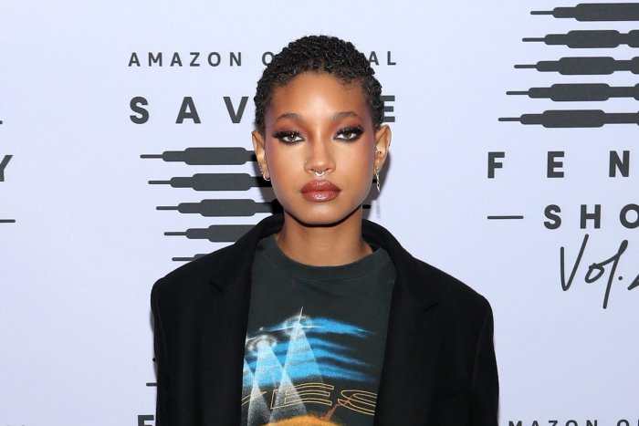 Willow Smith ribadisce di essere poliamorosa e spiega perché
