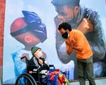Chadwick Boseman: il murales dedicato a Black Panther donato all'Ospedale Pediatrico di LA