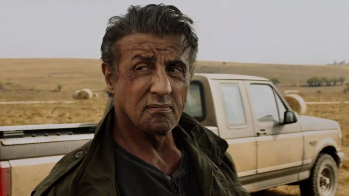 Sylvester Stallone, una maschera di sangue nel video dal set di Rambo: Last Blood