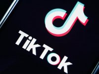 TikTok, la Camera approva una legge che potrebbe bandire il social negli USA