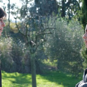 Chiamami ancora amore: Claudia Pandolfi e Greta Scarano in una scena