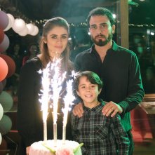 Chiamami ancora amore: Greta Scarano e Simone Liberati in una scena della serie