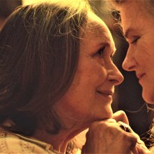 Due: Barbara Sukova e Martine Chevallier in una scena romantica