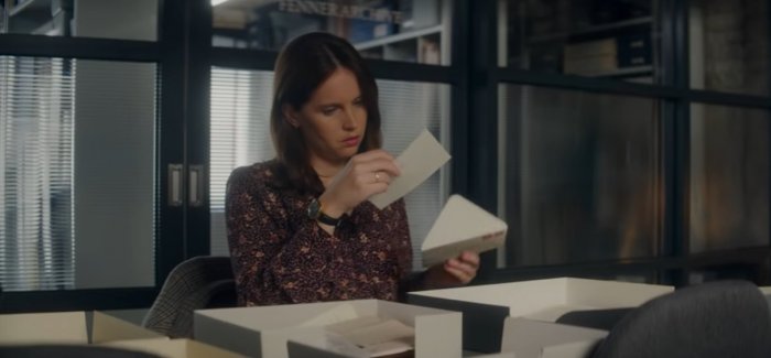 L'ultima lettera d'amore: il trailer italiano del film con Felicity Jones e Shailene Woodley