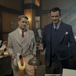 Jupiter's Legacy: Josh Duhamel e Ben Daniels sono Sheldon e Walter Sampson nella serie Netflix