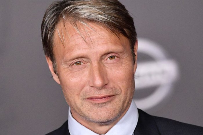 Animali fantastici 3, Mads Mikkelsen: "Copiare Johnny Depp sarebbe un suicidio artistico"