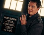 Doctor Who: John Barrowman accusato di essersi denudato sul set, la BBC indaga