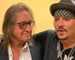 Johnny Depp ricorda George Jung, il trafficante di Blow: 'Era un uomo speciale'