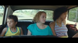 Maledetta Primavera - Trailer