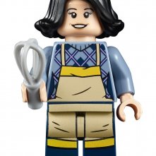 10292 Front Minifigure Lineup Monica