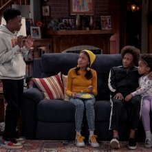 The Upshaws: una foto di scena