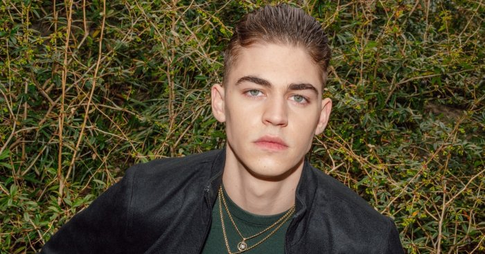 After, Josephine Langford e Hero Fiennes Tiffin svelano i loro segreti più profondi (VIDEO)