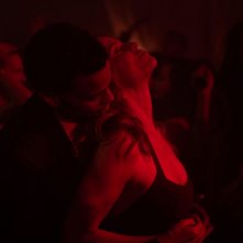 Doppio inganno: Hilary Swank, Michael Ealy in una sequenza