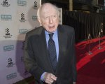 Norman Lloyd è morto a 106 anni: aveva lavorato con Alfred Hitchcock e Charlie Chaplin