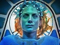 Oxygene, la recensione: un thriller sci-fi Netflix all'ultimo respiro