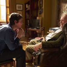 The Father - Nulla è come sembra: Anthony Hopkins e Olivia Colman in una scena