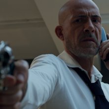 Ostaggi: Gianmarco Tognazzi durante una scena