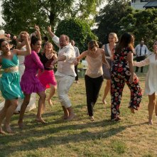 Regine del campo: una scena del film