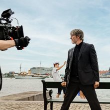 Un altro giro: Mads Mikkelsen in una foto dal set