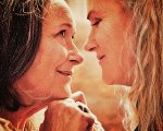 Due, la recensione: l'amore vero che combatte la società