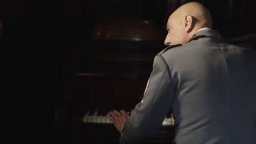 Il Cattivo Poeta - Clip 'La Sorpresa'