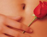 American Beauty: Christina Hendricks spiega perché la sua mano appare sul poster