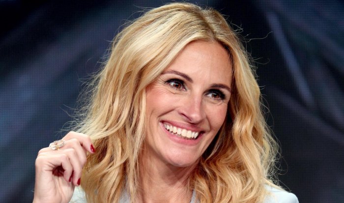 Julia Roberts, la foto sorridente dopo il vaccino: "Mi sento grata per le misure sanitarie"