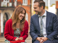 Trying 2, i protagonisti Esther Smith e Rafe Spall: 'La serie Apple è una sad-com'