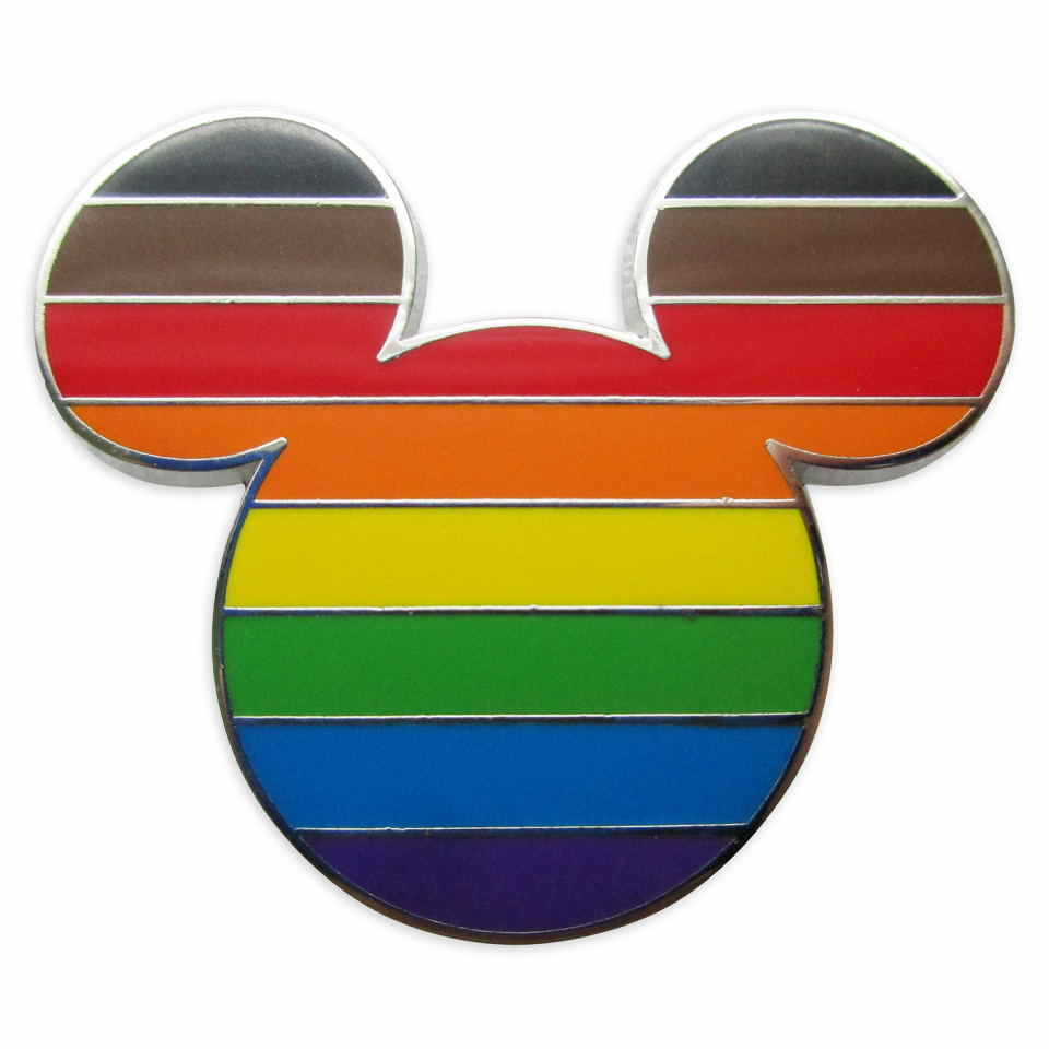 Disney celebra il Pride Month 2021 con la linea di prodottti Rainbow