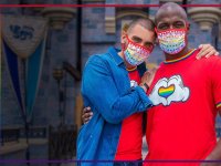 Disney celebra il Pride Month 2021 con la linea di prodottti Rainbow Collection