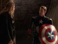 Loki, Tom Hiddleston sul cameo di Chris Evans in Thor: The Dark World: 'È stato brillante'