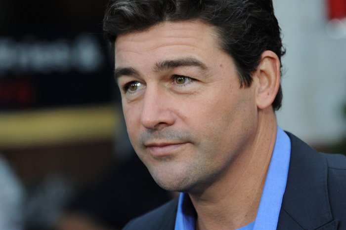 Kyle Chandler affianca Joseph Gordon-Levitt nella serie Showtime Super Pumped
