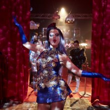 Dancing Queens: una sequenza del film