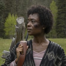 Quelli che mi vogliono morto: Medina Senghore in una sequenza