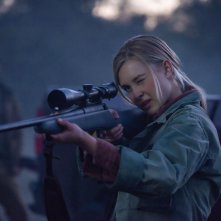 Run Hide Fight - Sotto Assedio: Isabel May in una sequenza