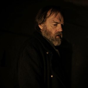 The Renegade: Hugo Weaving durante una scena