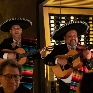 Tutti per Uma: una sequenza