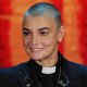 Sinéad O’Connor sulla foto del Papa strappata in TV: 'Ecco perché l'ho fatto'