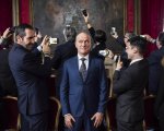 Bentornato Presidente: stasera su Canale 5 in prima visione il film con Claudio Bisio