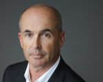 Don Winslow: la nuova trilogia iniziata con City of Fire darà vita a nuovi film