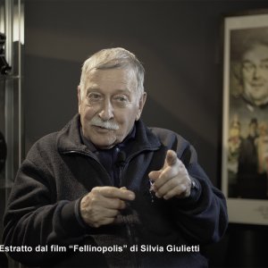 Fellinopolis: Ferruccio Castronuovo in un'immagine del film