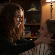 Run: Sarah Paulson insieme a Kiera Allen in una scena